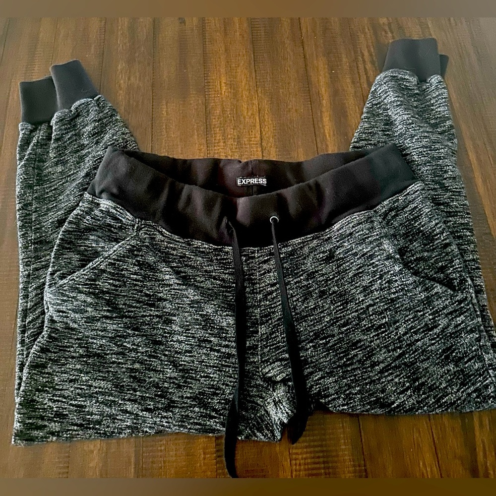 Express Joggers with pockets